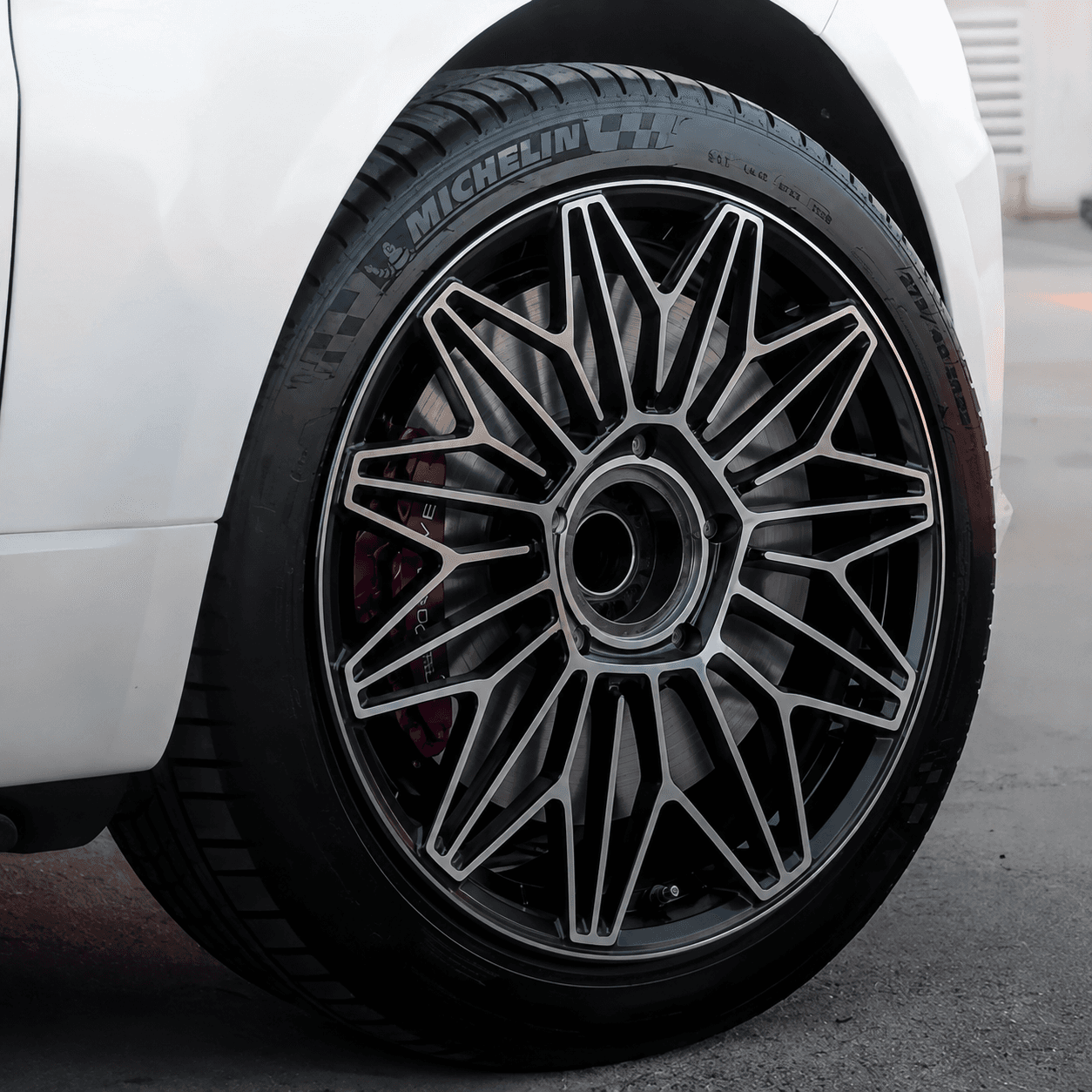 OEM Style Forged Wheel for Land Rover Range Rover / Land Rover Range Rover Sport SVR / Land Rover Range Rover Sport (black machined face)