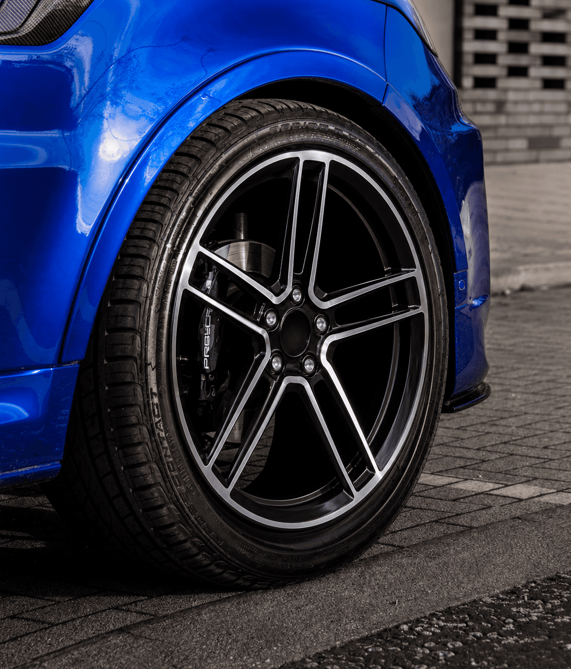 OEM Style Forged Wheel for Porsche Macan (black machined face)