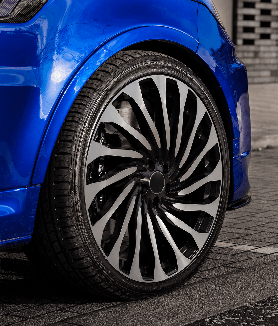 OEM Style Forged Wheel for Land Rover Range Rover / Land Rover Range Rover Sport SVR / Land Rover Range Rover Sport (Black machined face)