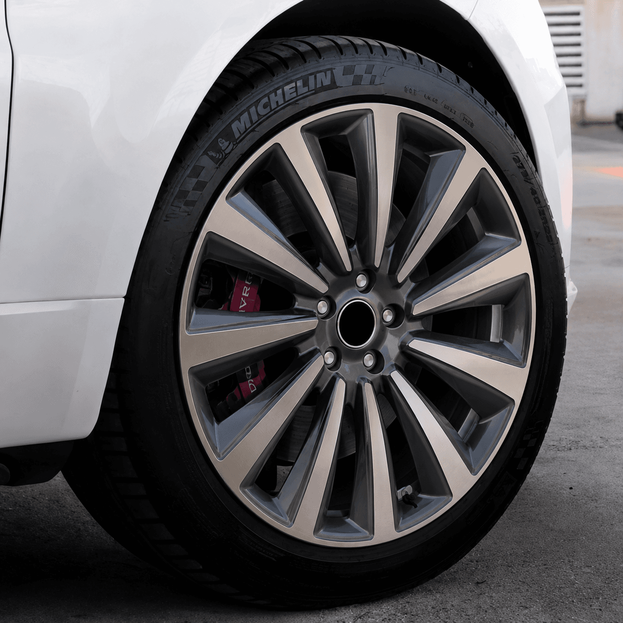 OEM Style Forged Wheel for Land Rover Range Rover / Land Rover Range Rover Sport / Land Rover Discovery (black machined face)